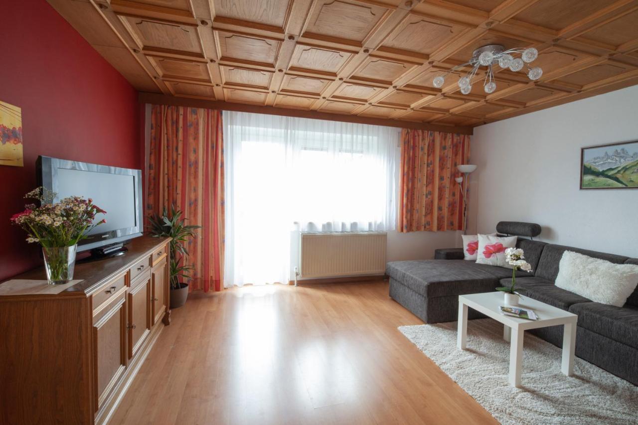 Hotel Garni Brigitte Burserberg Bagian luar foto