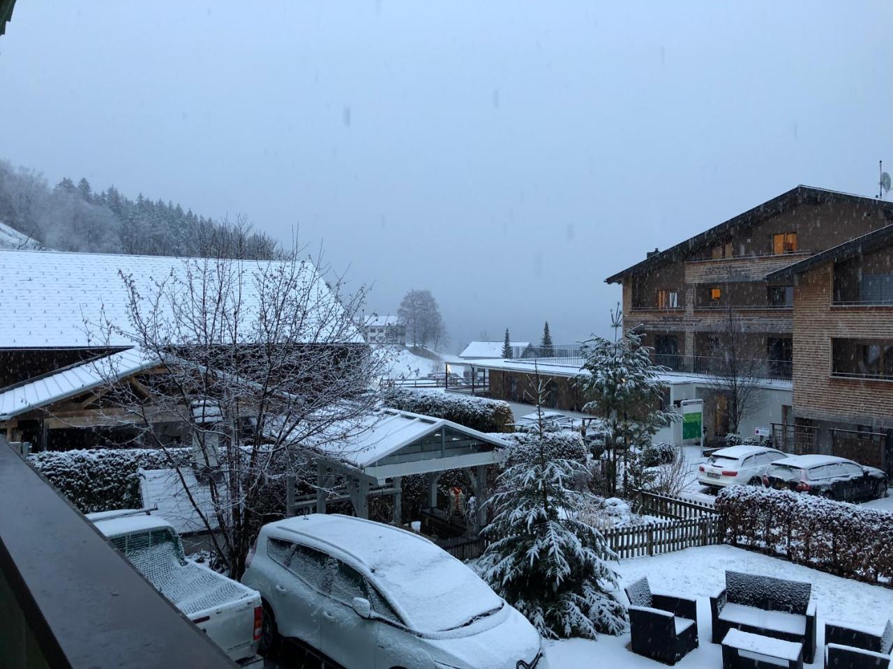 Hotel Garni Brigitte Burserberg Bagian luar foto